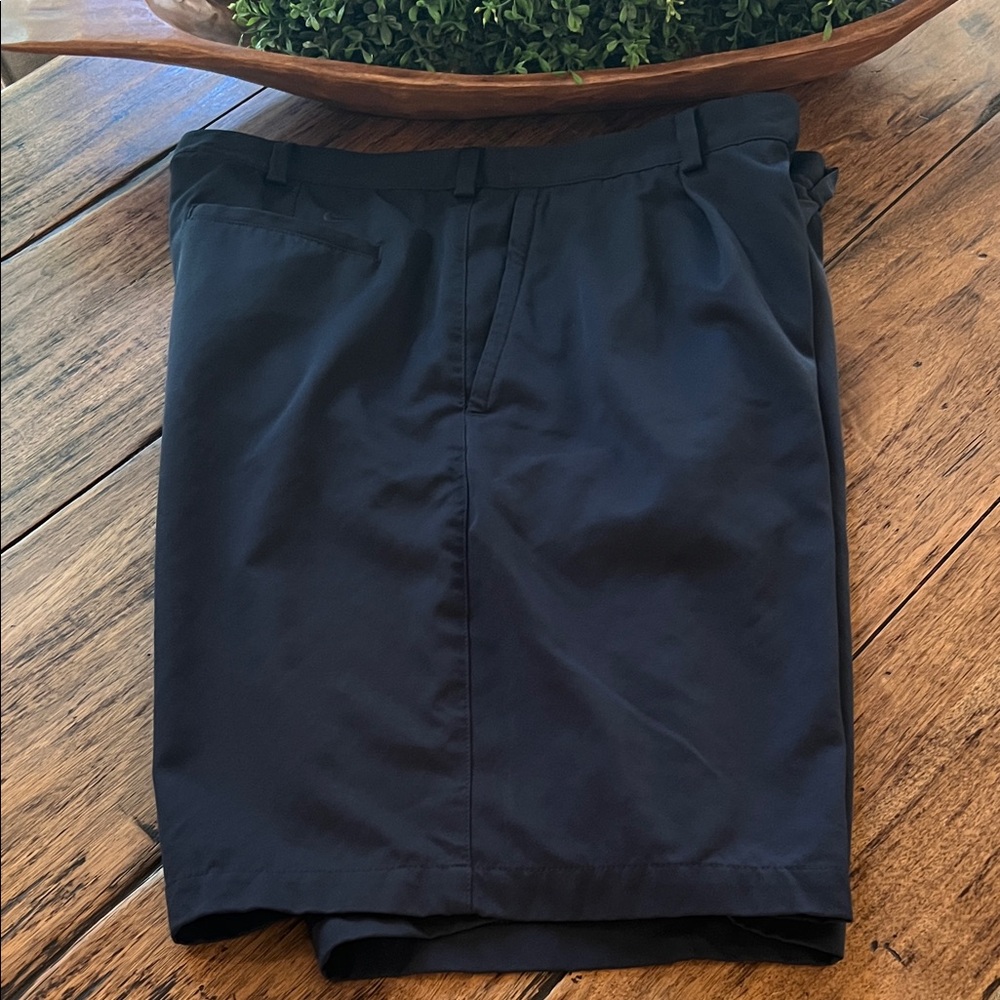 Nike Men’s Navy Dry Fit Golf Shorts.  Size 42